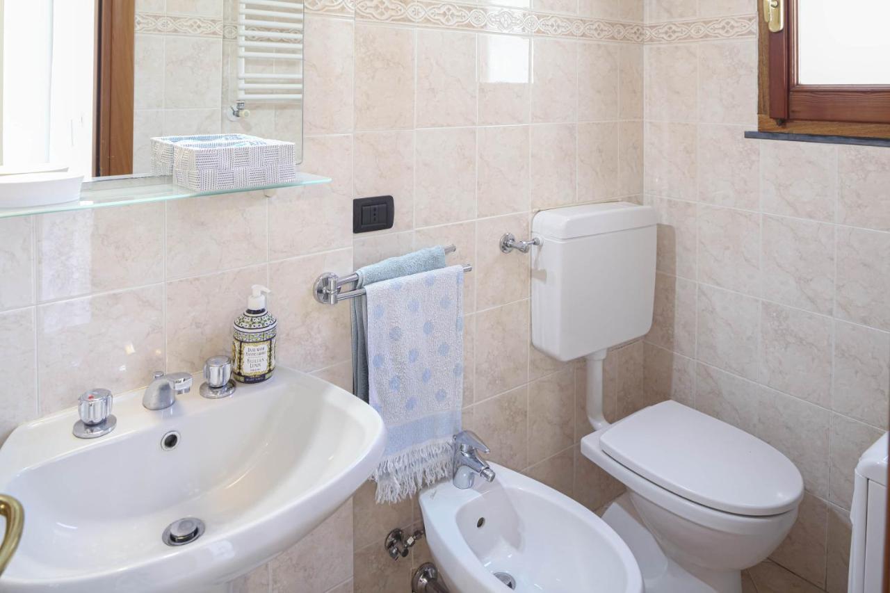 Mafalda Apartments Леванто Экстерьер фото